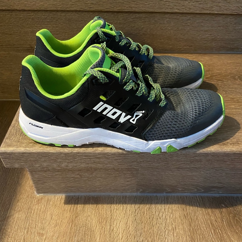 Inov-8 Men’s All Train 215 running shoe - size 9.5